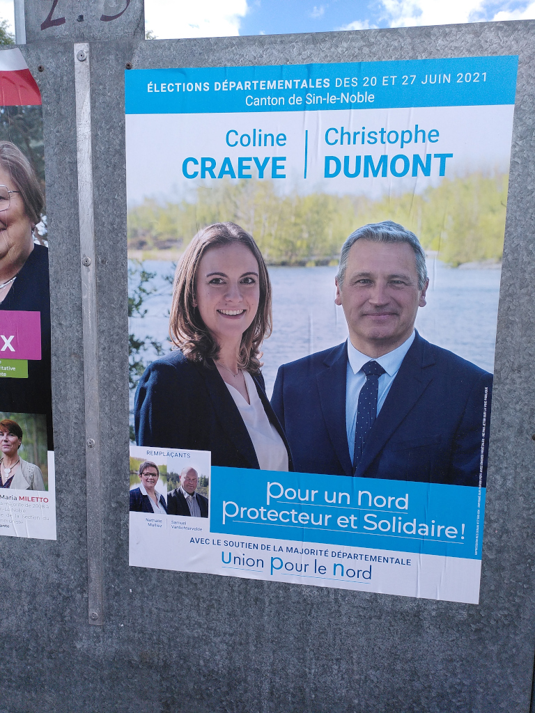 Photographie d’une affiche des élections départementales de Coline Craeye Ferrari