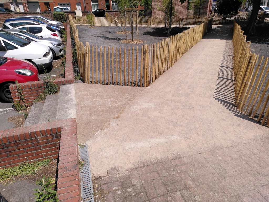 Esclaier du parvis après